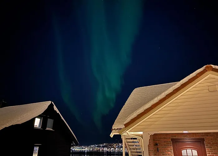 Aurora Loft - - Panoramic Views&free Parking Leilighet